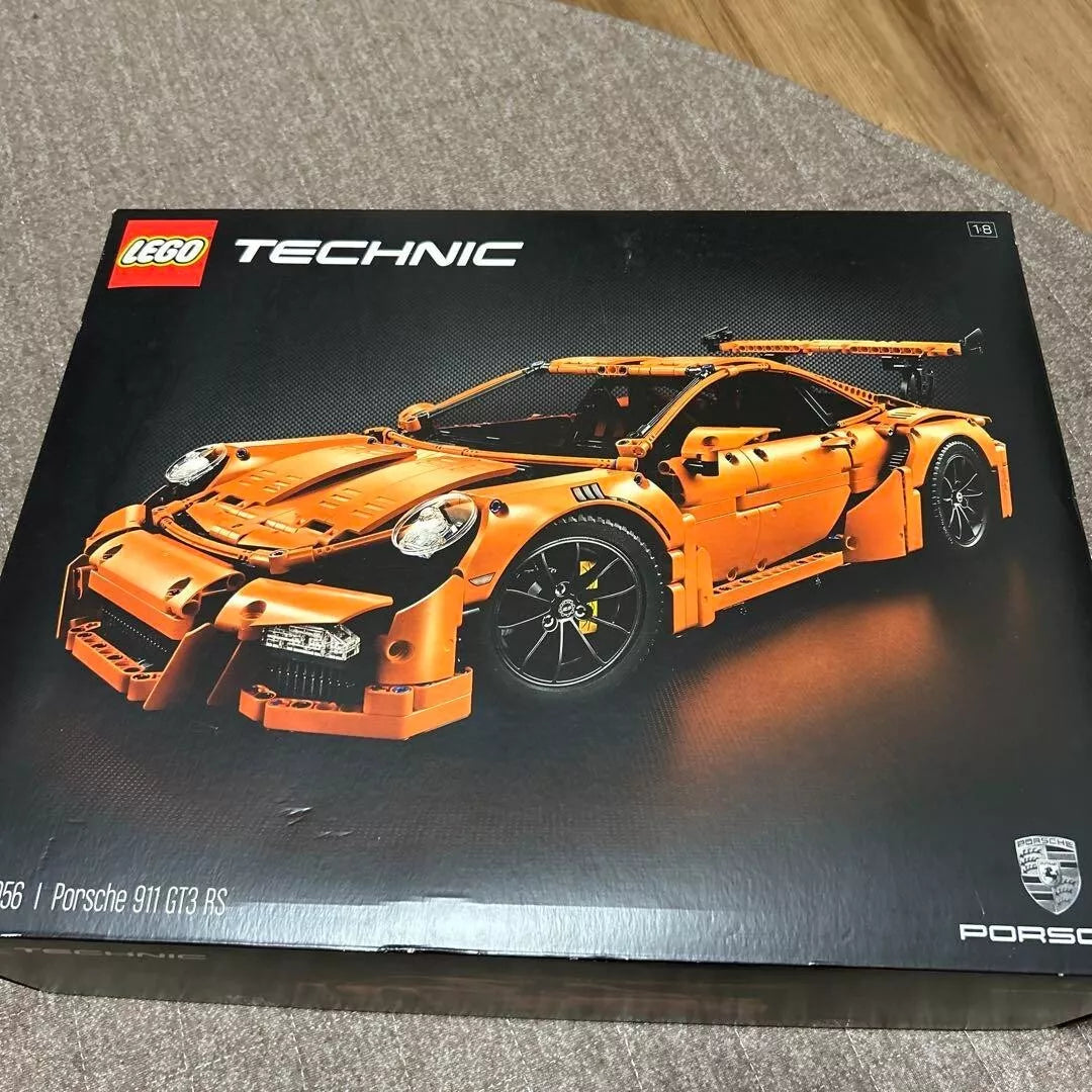 Technic: Porsche 911 GT3 RS 42056, retired, sealed, new.