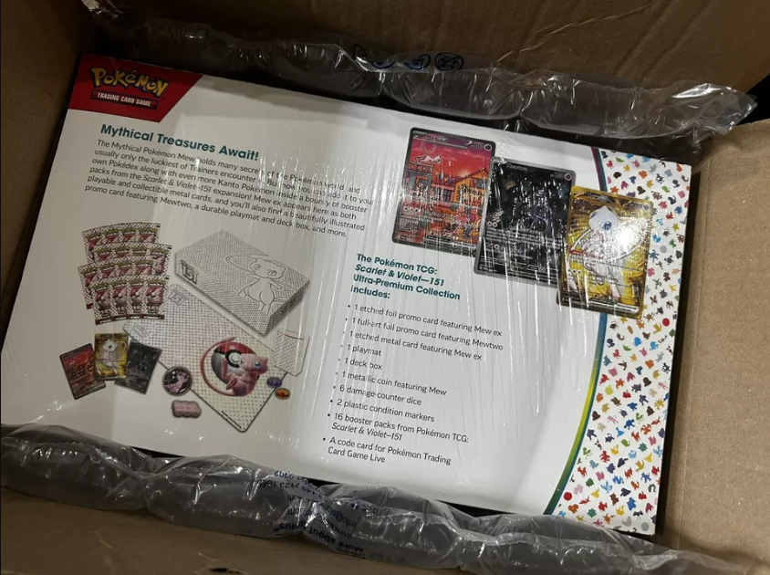 Pokémon TCG: Scarlet & Violet 151 Ultra Premium Collection Box - 16 Packs