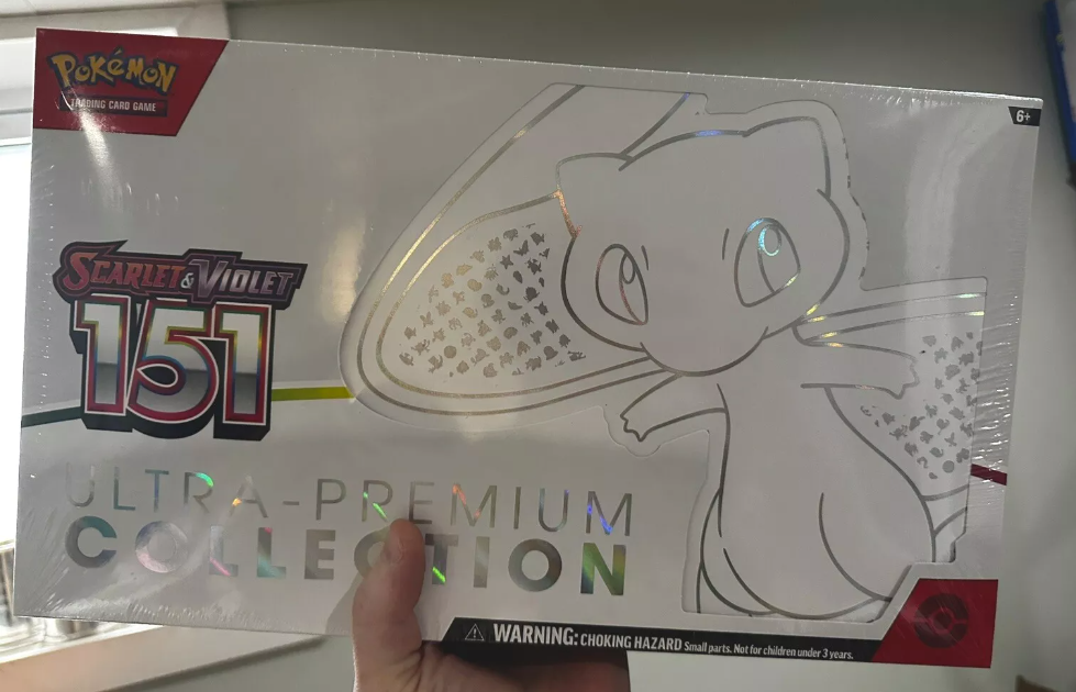 Pokémon TCG: Scarlet & Violet 151 Ultra Premium Collection Box - 16 Packs